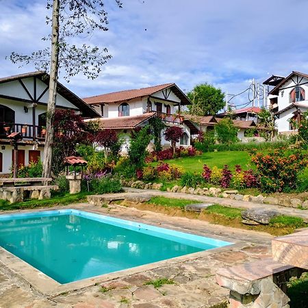 Hotel Villa De Paris Chachapoyas Exterior photo