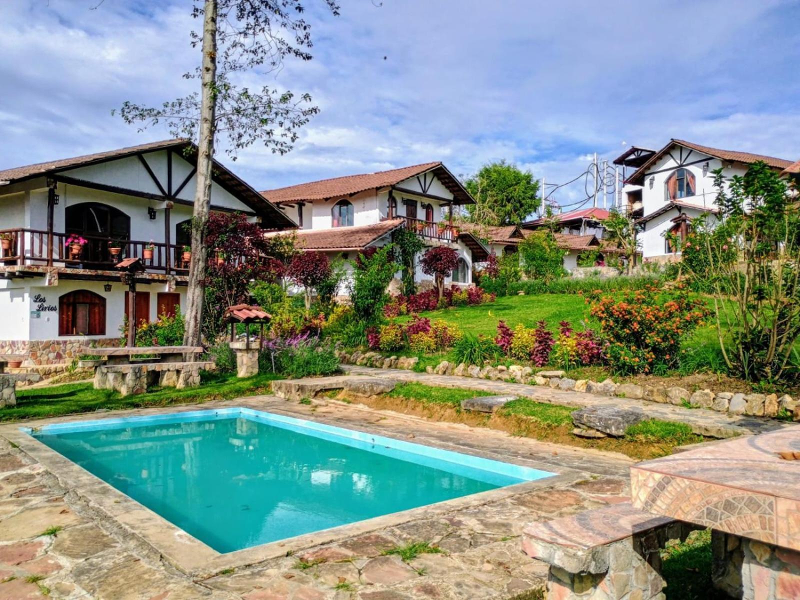 Hotel Villa De Paris Chachapoyas Exterior photo