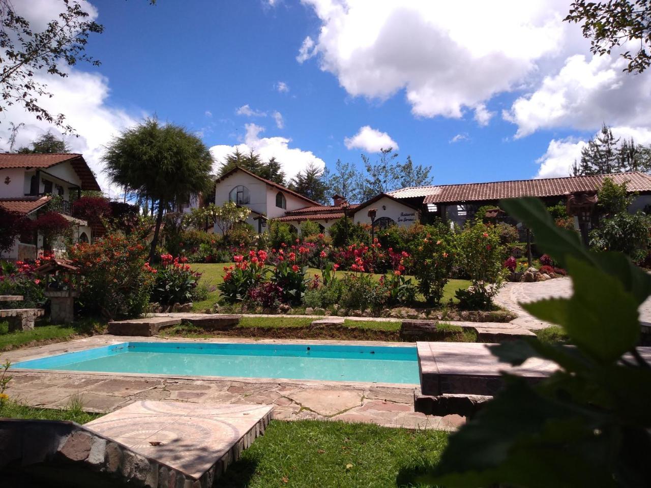 Hotel Villa De Paris Chachapoyas Exterior photo